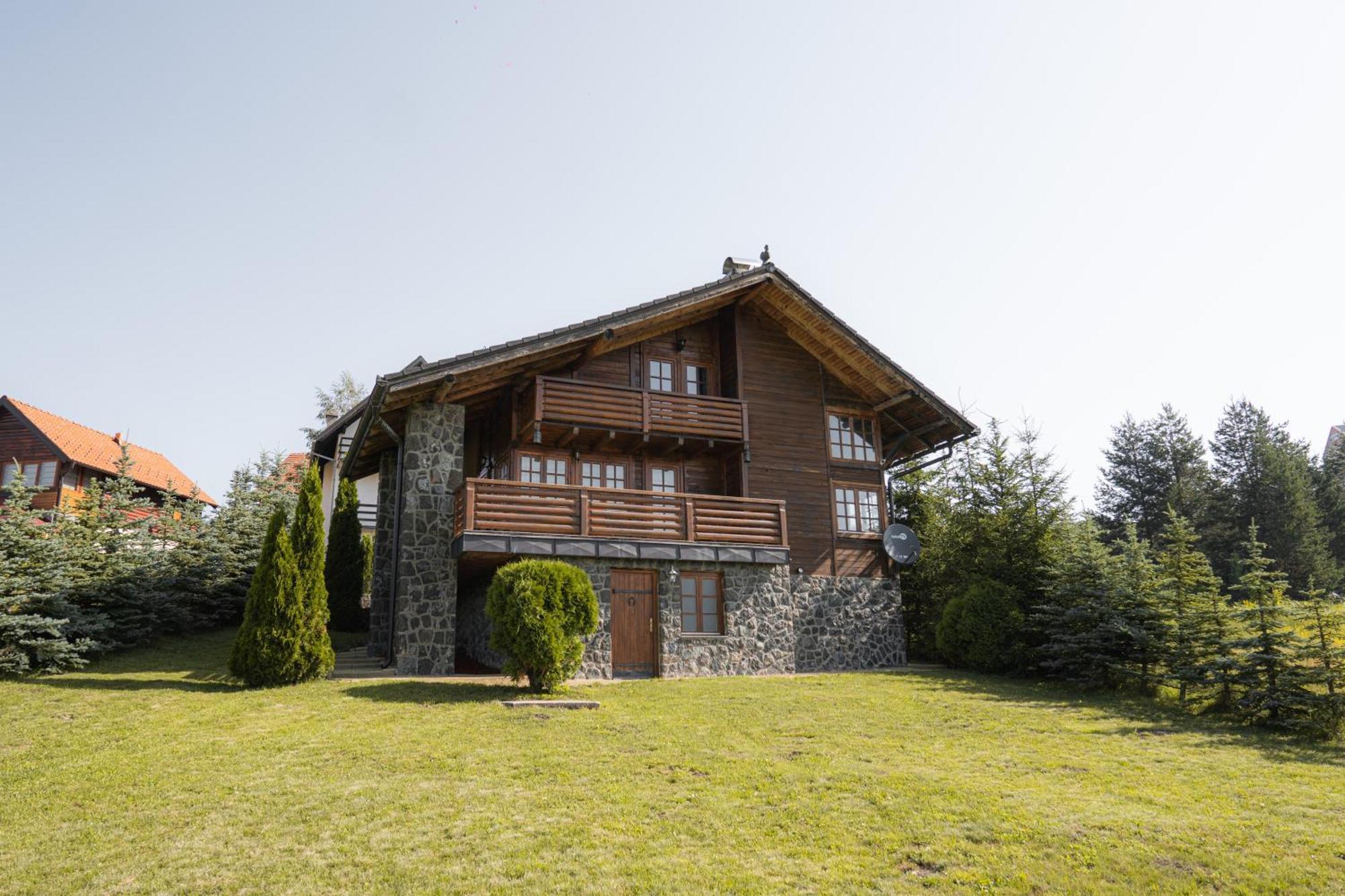 Holiday home Pine Valley House *