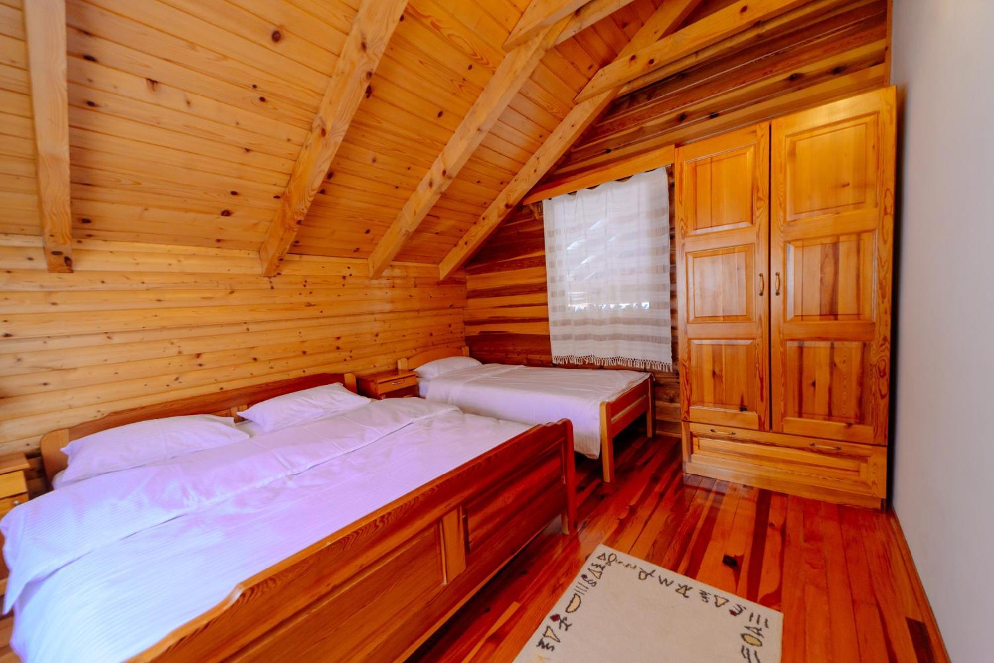 Holiday home Pine Valley House *